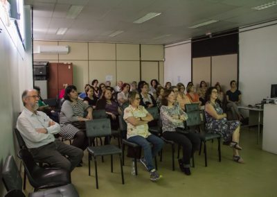 Apresentação de dois vídeos no auditório do Atelier Livre de Porto Alegre